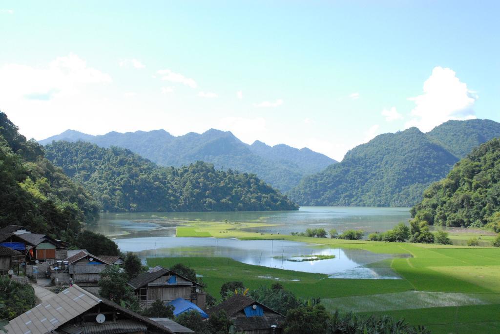 Ba Be Lake View Homestay An Ma Bilik gambar